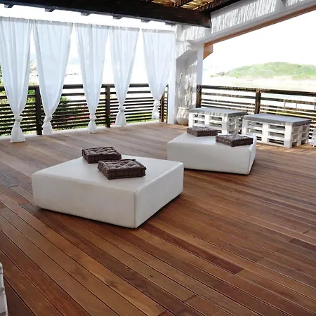 Club Viaggi Santo Stefano Resort 4*